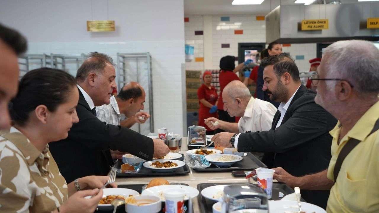 Ataşehir Kent Lokantası'nda Vatandaşlarla Samimi Buluşma